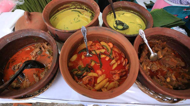 Berbagai Kuliner di Aceh Culinary Festival (Foto: facebook.com/kemenpar)