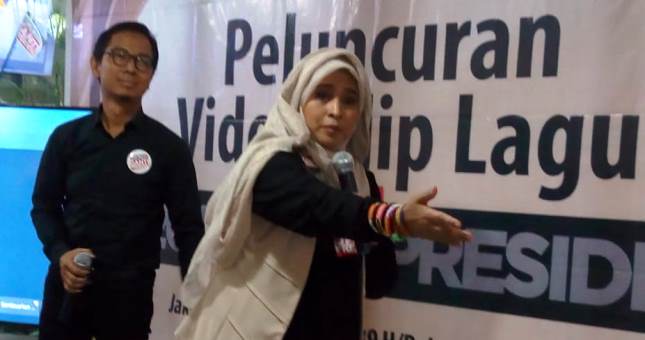 Sang Alang dan Neno Warisman Saat Peluncuran Video Clip #2019GantiPresiden