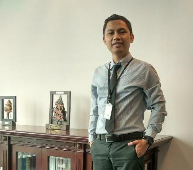 Farid OJK (Foto Dok Industry.co,id)