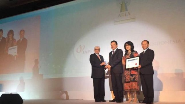 Empat perusahaan asal Indonesia menerima penghargaan Asia Responsible Entrepreneurship Award (AREA) 2017. PT Japfa Comfeed Indonesia Tbk menjadi salah satunya yang menerima penghargaan dengan kategori Health Promotion (Kompas/ SRI NOVIYANTI)