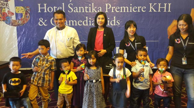 Kegiatan edukatif Hotel Santika