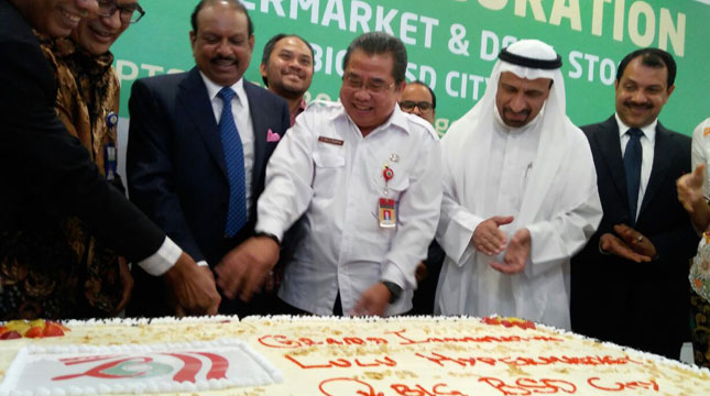 Peluncuran Lulu Hypermarket & Departemen Store di QBIG BSD City Tanggerang (Dinar Avriyani/Industry.co.id)