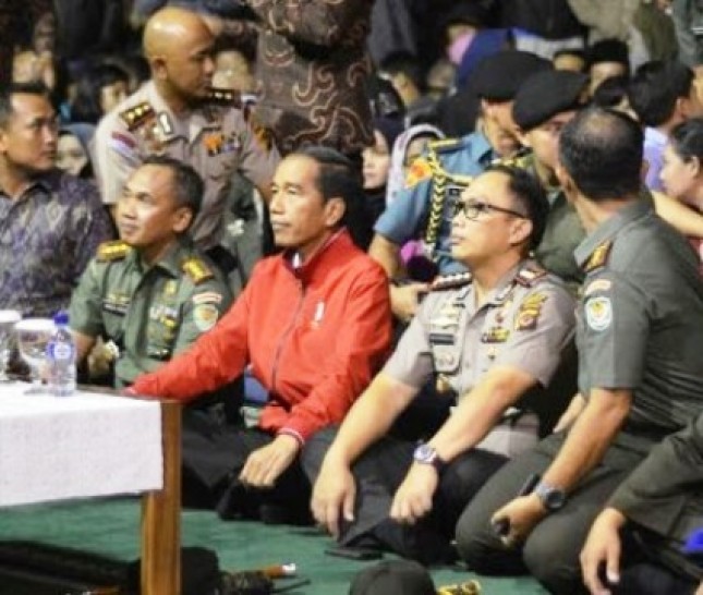 Presiden Jokowi Dan Panglima TNI Nonton Film G30S PKI