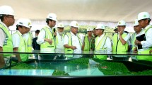 Menteri Basuki tinjau proyek bendungan