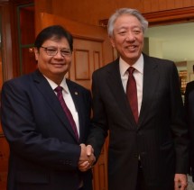 Menteri Perindustrian Airlangga Hartarto bersama Menteri Kordinator Keamanan Nasional Singapura, Teo Chee Hean (Foto: Dok. Industry.co.id)