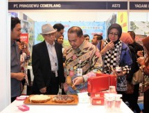 Sesmenkop dan UKM, Meliadi Sembiring pada pembukaan pameran International Franchise Licence & Business Concept (IFRA) 2018, di JCC, Jakarta, Jum'at (20/7).