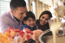 Movenpick Resort Meluncurkan Konsep Baru Sunday Brunch yang Menarik