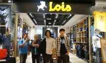 Reopening Showroom Lois Jeans di Mal Kota Kasablanka