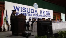 Wisuda Unindra ke-65 dilaksanakan di gedung Sasono Utomo Taman Mini Indonesia Indah (TMII), Rabu (31/10/2018).