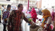 Deputi Bidang Pengawasan Kementerian Koperasi dan UKM Suparno