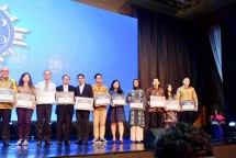 BRI Syariah Raih Top Brand Award