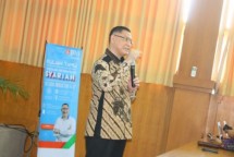 Direktur Utama BNI Syariah, Abdullah Fiman Wibowo saat memberikan kuliah tamu Departemen Sosial Ekonomi Pertanian Universitas Gadjah Mada (UGM)