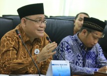 Direktur Utama BNI Syariah, Abdullah Fiman Wibowo saat menjadi pembicara managemen masjid