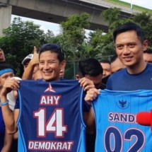 Cawapres Sandiaga Uno dan AHY (Foto Dok Industry.co.id)