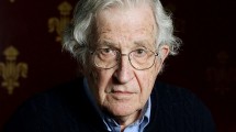 Noam Chomsky, Profesor Linguistik dari Institut Teknologi Massachusetts (Foto:http://www.occupy.com)
