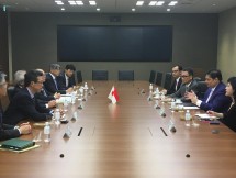 Menteri Perindustrian, Airlangga Hartarto saat bertemu dengan Executive Vice Presiden Sojitz Corporation, Satoshi Mizui