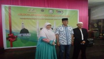 Kiri owner Azahra dan tengah Gubernur DKI terpilih Anies Baswedan