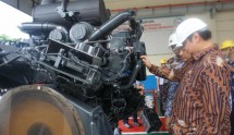 Menperin berkunjung ke pabrik Komatsu