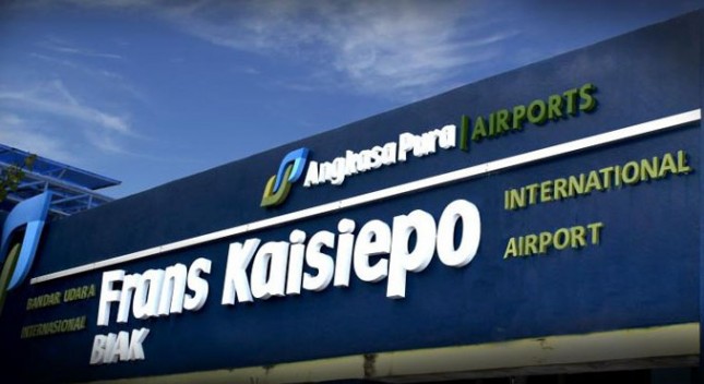 Terminal Bandara Frans Kaisiepo Kabupaten Biak Numfor