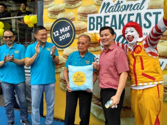 McDonald`s kembali menggelar National Breakfast Day dengan membagikan 167.000 Chicken Muffin 