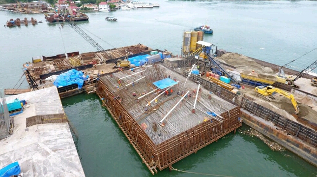 Pembangunan Jembatan Teluk Kendari