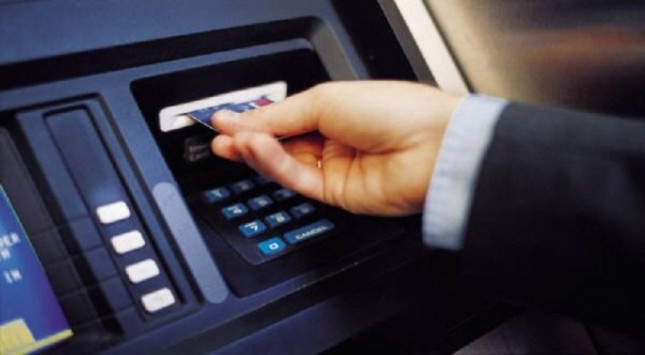 Perusahaan teknologi internasional Emerico, baru saja memperkenalkan mesin Smart Banking. Mesin tersebut diklaim sebagai gelombang baru dari mesin ATM (Automatic Teller Machine) dengan layanan digital yang lebih besar. 