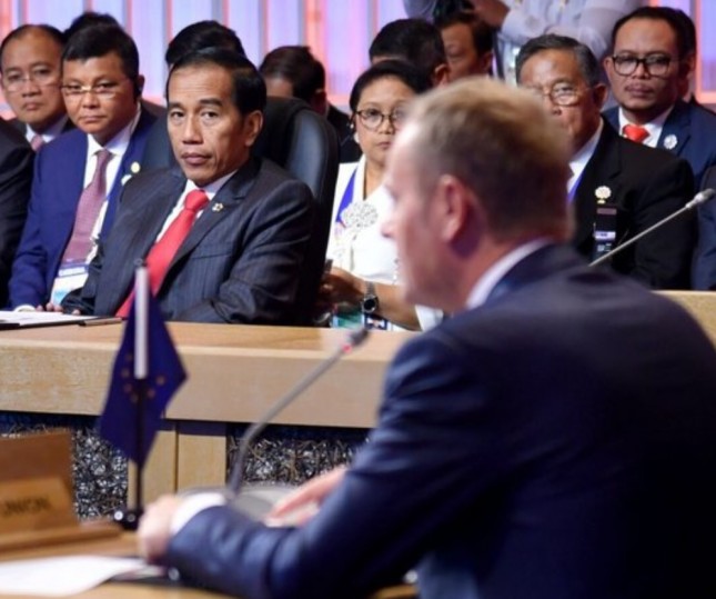 Presiden Jokowi protes kampanye negatif sawit nasional ke uni eropa (foto setpres) 