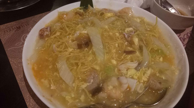 Mie Titi, Kuliner Khas Makassar (Chodijah Febriyani/Industry.co.id)