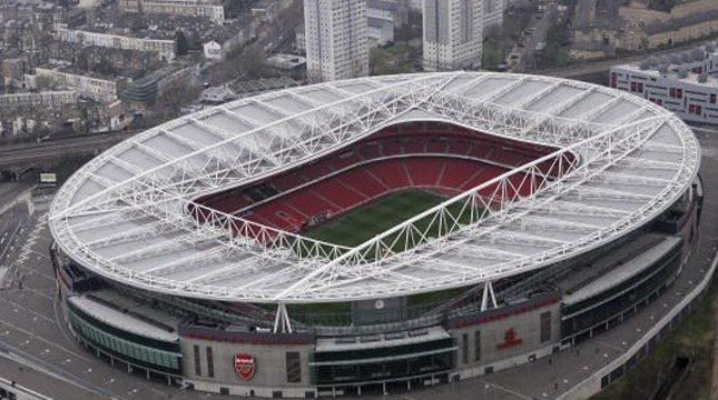 Emirate Stadium Arsenal, di Balikpapan (kyscrapercity.com)