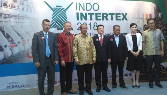 Sebanyak 900 perusahaan dari 23 negara turut ambil bagian dalam pameran industri tekstil dan produk tekstil bertaraf internasional yaitu Intertex Inatex yang dibuka hari ini 4 April hingga 7 April 2018, di JIEXpo Kemayoran Jakarta.