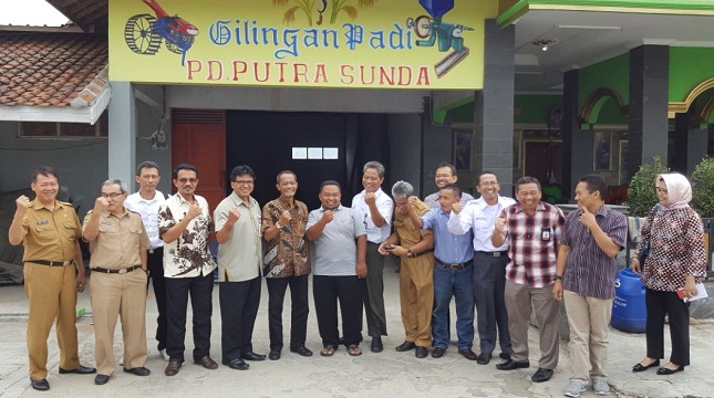 Kepala Badan Ketahanan Pangan (BKP) Kementerian Pertanian, Agung Hendriadi menggelar rapat koordinasi (Rakor) di kantor Dinas Ketahanan Pangan dan Peternakan Provinsi Jawa Barat.