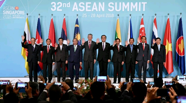 Presiden Joko Widodo hadiri KTT Asean