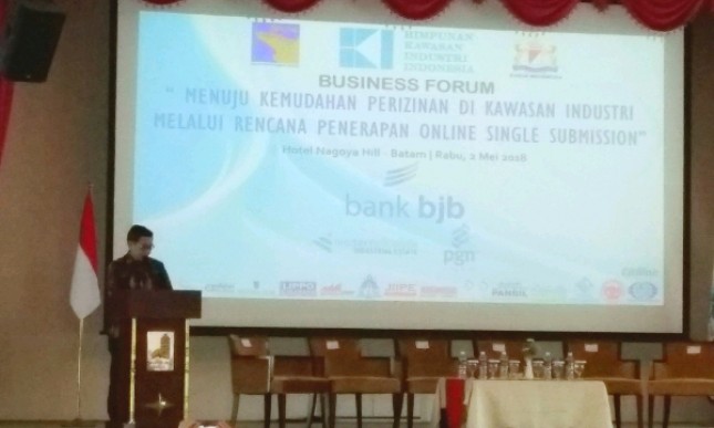 Ketua umum HKI Sanny Iskandar dalam acara Business Forum Menuju Kemudahan Perizinan Investasi di Kawasan Industri Melalui Implementasi Online Single Submission (Foto: Ridwan/Industry.co.id)