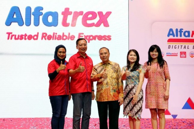Peluncuran Alfatrex oleh Alfamart pada Senin (7/5) di The Pallas, Jakarta. (Rizki Meirino/Industry.co.id) 