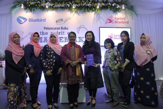 Kartini Blue Bird: The Spirit of Emak-Emak oleh Blue Bird