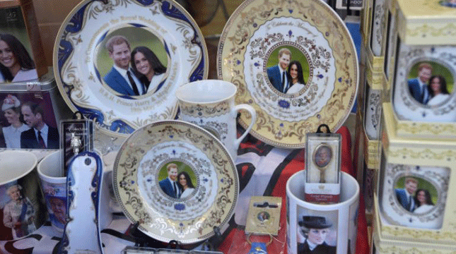 Souvenir Pernikahan Pangeran Harry dan Megan Markle (Foto: Reuters)