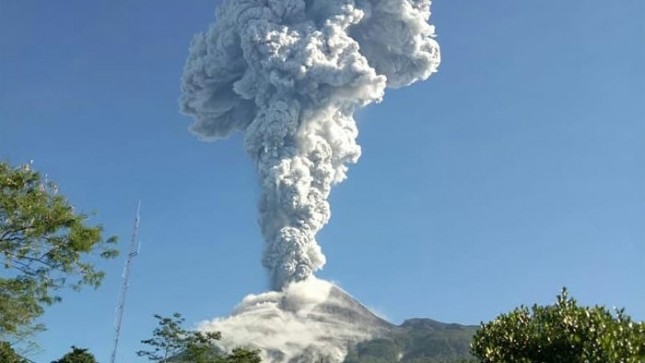 Erupsi Gunung Merapi memberi dampak pada okupansi hotel di Yogyakarta. (Foto: Tribun)