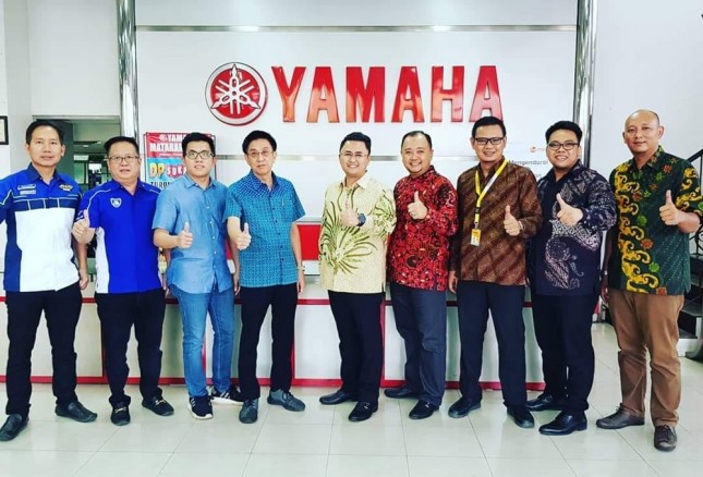 Jalin kerjasama antara Adira Insurance dan Yamaha Mataram Sakti (Dok Industry.co.id)