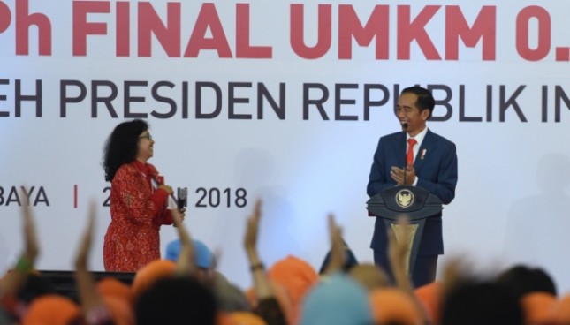 Jokowi saat memberikan sambutan pada acara peluncuran penerapan PPh final 0,5 persen untuk UMKM di Jatim Expo, Surabaya, Jumat (22/6)