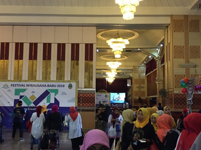 Suasana di Festival Wirausaha Baru 2018 di Pusdai, Bandung. (Foto: Dina Astria/Industry.co.id)