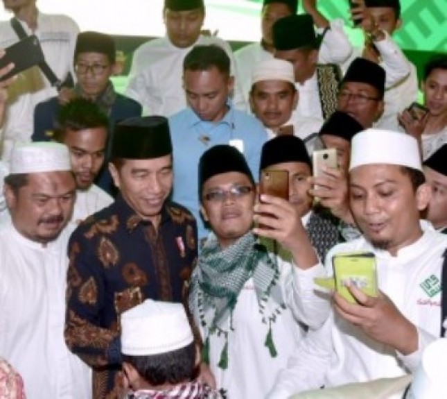 Presiden Jokowi bersama Ulama (Foto Setkab) 