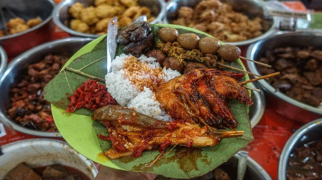 Nasi Jamblang, Kuliner Khas Cirebon (Foto: cireboncinnamon.com)