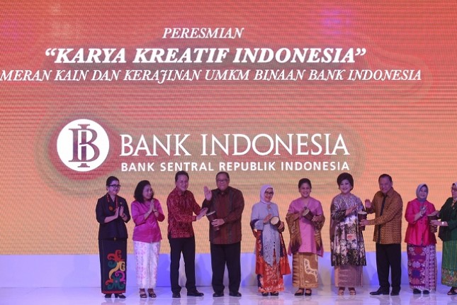 Pameran "Karya Kreatif Indonesia-Pameran Kerajinan UMKM Binaan Bank Indonesia