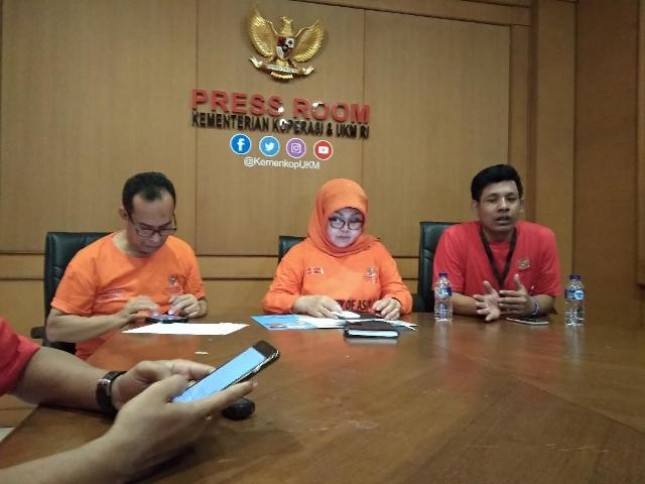 Direktur Utama LLP-KUMKM Emilia Suhaimi di Kementerian Koperasi dan UKM, Jumat (3/8/2018) mengatakan Smesco Indonesia terpilih menjadi salah satu venue destinasi wisata belanja kontingen Asian Games