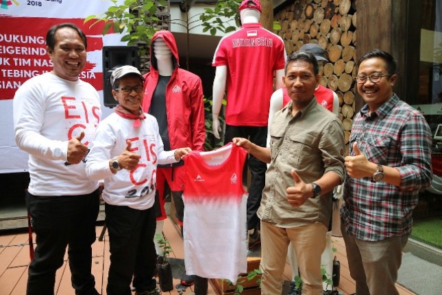 EIGER mendukung penuh kiprah tim nasional panjat tebing Indonesia di Asian Games 2018.