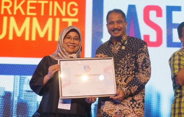 Direktur Niaga Domestik Garuda Indonesia Nina Sulistyowati (Foto Dok Industry.co.id) 
