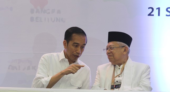 Presiden Jokowi dan KH Maruf Amin (Foto Dok Industry.co.id)