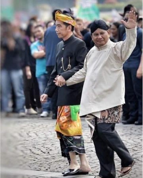 Presiden Jokowi dan Ketum Gerindra Prabowo Subianto (Foto Dok Industry.co.id)