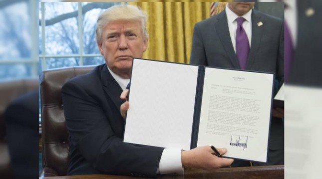 Donald Trump Keluarkan Perintah Eksekutif, AS Keluar dari TPP (SAUL LOEB / AFP)
