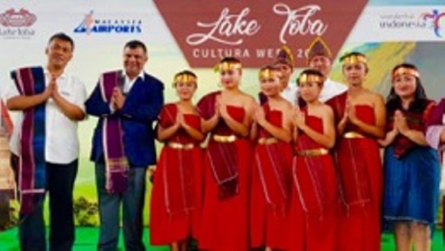 Dato Tony Fernandes di Lake Toba Cultura Week 2018 (Foto Dok Industry.co.id)